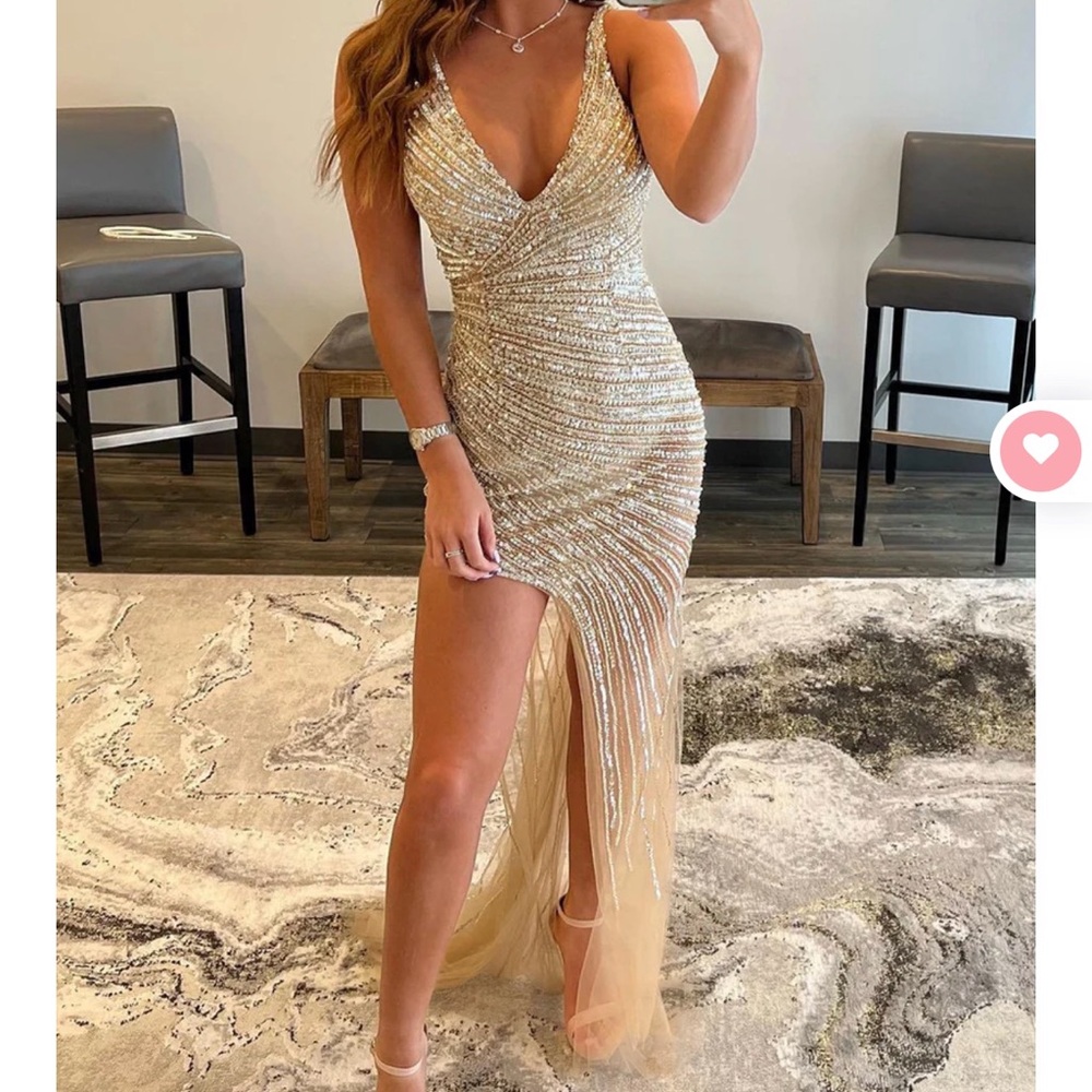 Gold hello moon dress!